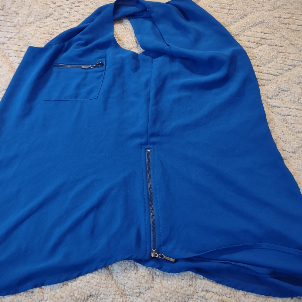 Royal Blue Sleeveless Blouse - Picture 4 of 7